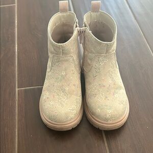 Cat & Jack Cream Floral Kids Boots